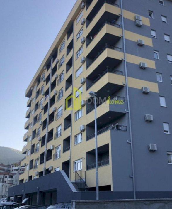 Kovinic Apartment